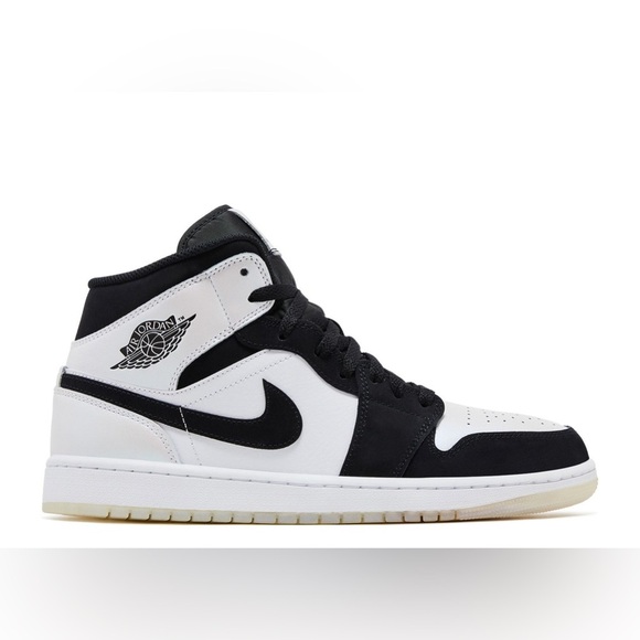 Jordan Other - Air Jordan 1 Mid SE Diamond youth sneakers Size 7Y